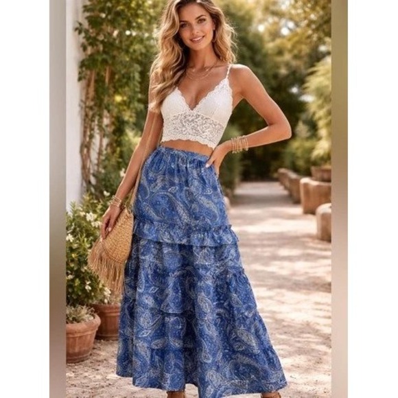 Outerknown Dresses & Skirts - Outerknown Maxi Skirt Womens 4 Blue Paisley Tiered Boho Ruffle Flowy Cottagecore